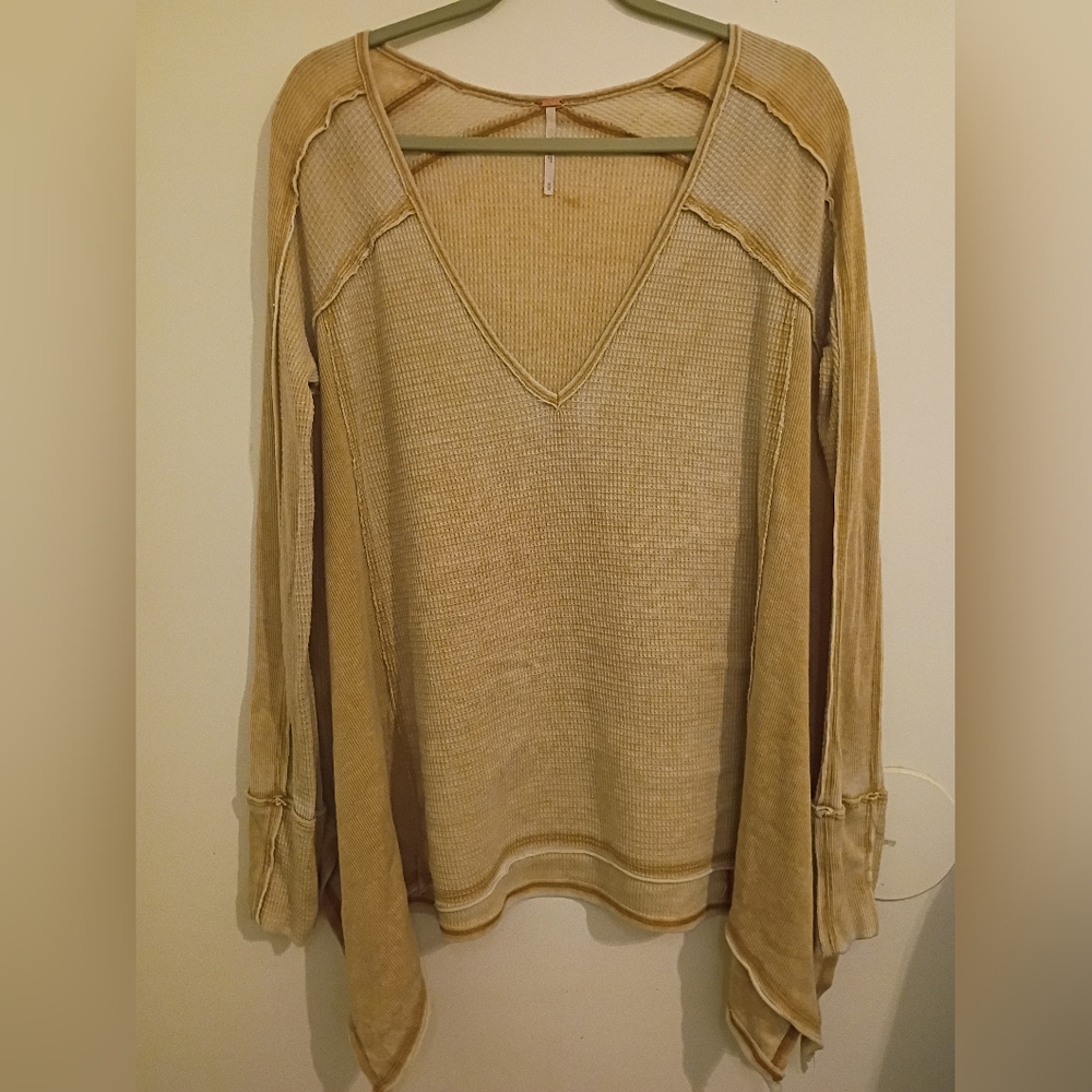 Free‎ People Women's Tan Waffle Knit V-Neck Top Sz M